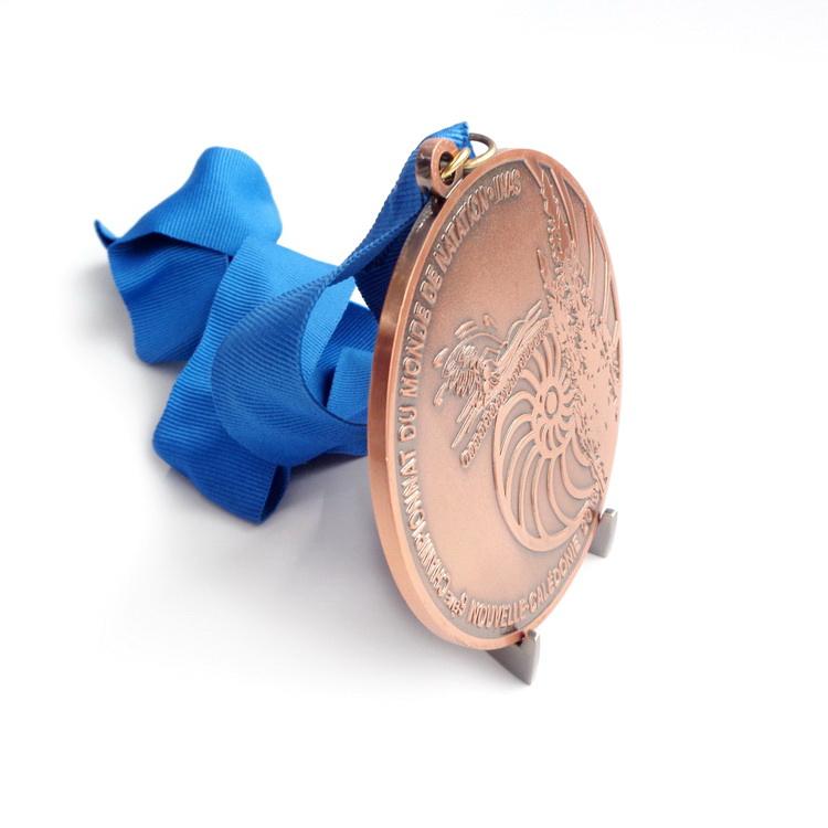 Bolas de Medalhão Personalizadas Cor Antiga Girando Medalha Religioso Dia Nacional do Qatar Árabe Esporte Medalha Gravura