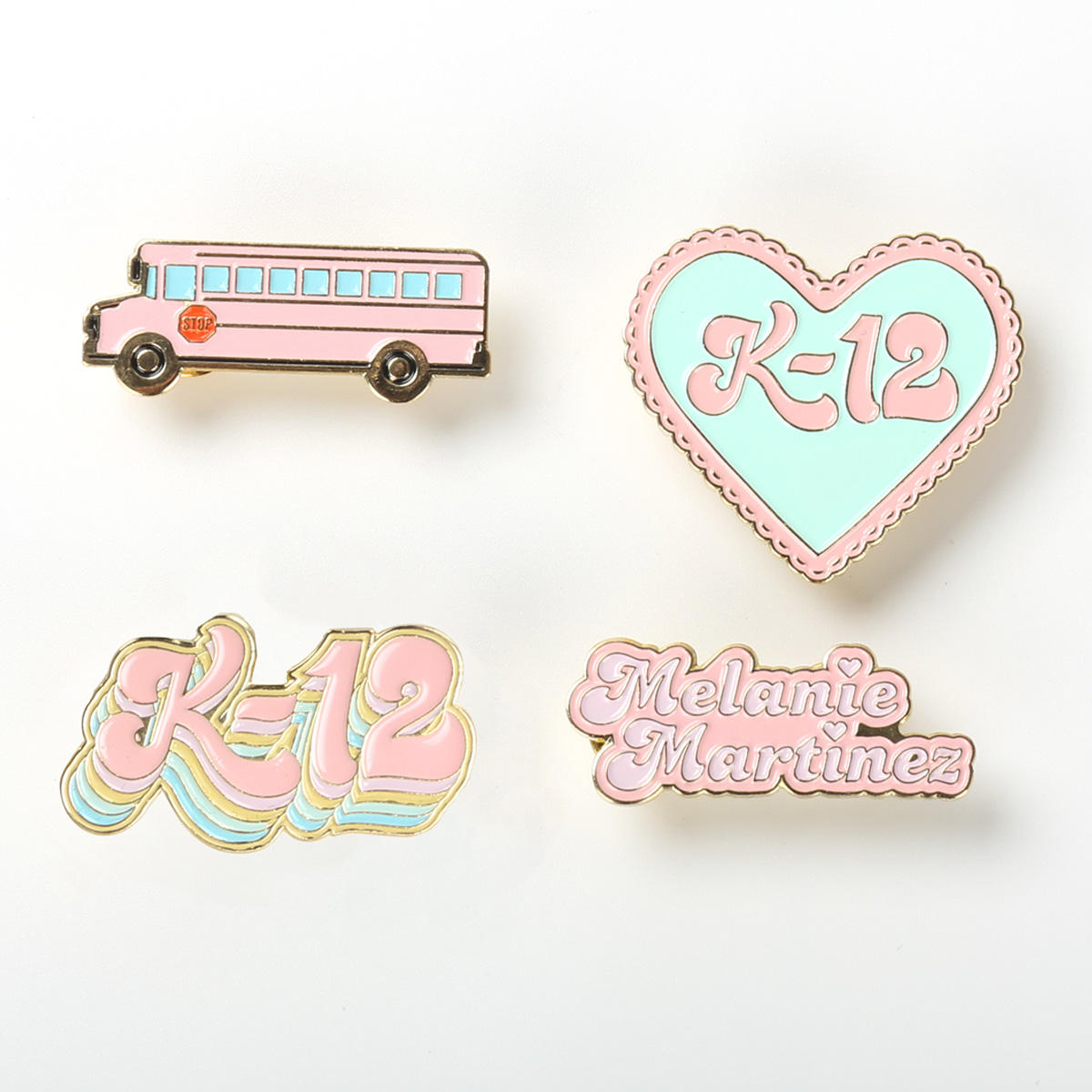 Alfinetes de esmalte de enfermeira personalizados de fabricação OEM alfinete de lapela bebê