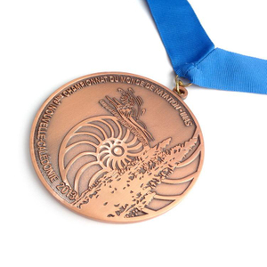 Bolas de Medalhão Personalizadas Cor Antiga Girando Medalha Religioso Dia Nacional do Qatar Árabe Esporte Medalha Gravura