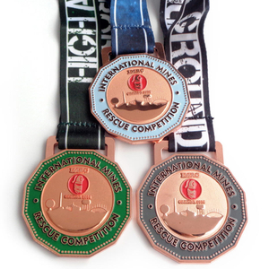 Porta-medalha milagrosa personalizada dos EUA, medalhas esportivas de karatê/futebol/futebol/maratona com cordão