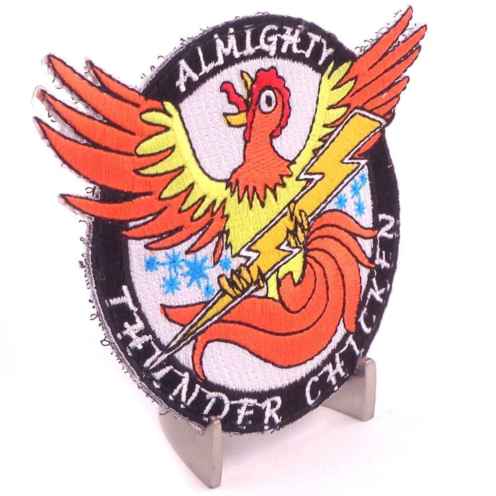 Distintivo personalizado da China bordado para roupas remendo de pano emblema remendo bordado