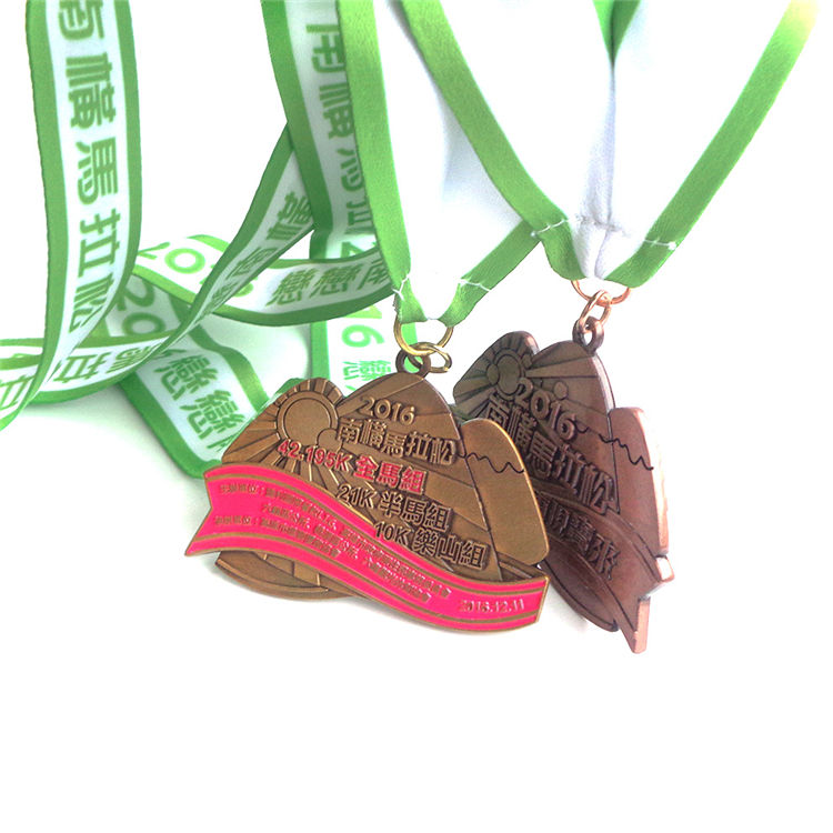 Medalha de Prêmio de Maratona de Ouro Personalizada Liga de Zinco Medalha Antiga Esporte Correndo Medalha de Souvenir