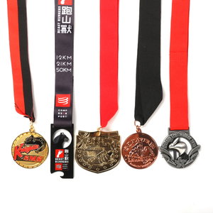 Logotipo feito sob medida Liga de zinco Esmalte de prata Bronze Medalhão Gravado Futebol Natação Dança Esporte 3D Medalha de cordão de metal