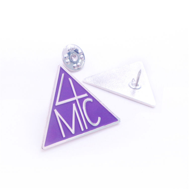 Alfinetes de lapela de esmalte personalizados por atacado