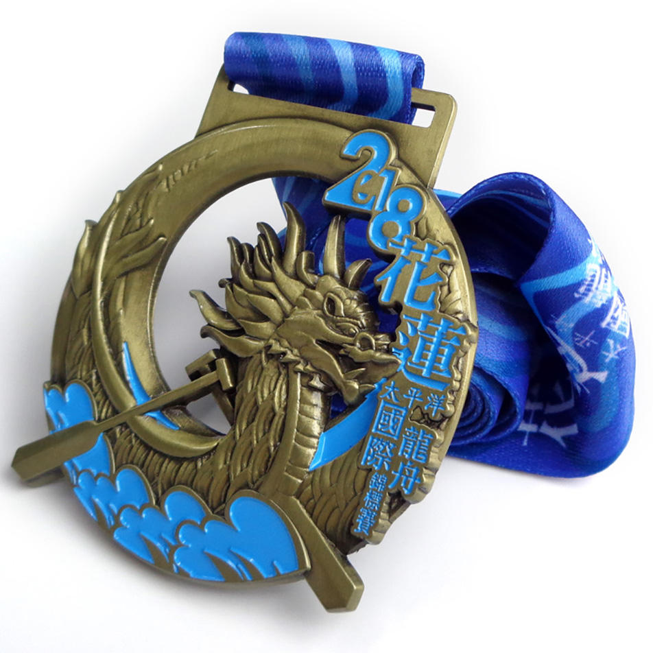 Troféus e medalhas de presente de dragão simbólico de medalha 3D personalizada Medalhão de triatlo da China
