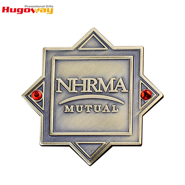 Alfinete de metal de design gratuito Broche de desenho animado personalizado em forma de estrela Alfinetes de esmalte de lapela personalizados para shows