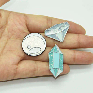 Fabricante de alfinetes sem valor mínimo Alfinetes de diamante de lapela de metal personalizado personalizados duros e macios