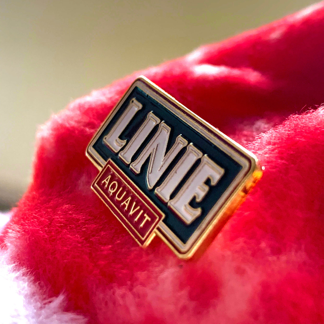 Broches e alfinetes de Natal com logotipo de latão de metal personalizado sem fabricação mínima Alfinete de esmalte de lapela